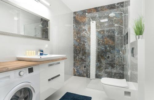 Grunwald Apartamento | Apartament City View West Bułgarska by Noclegi Renters