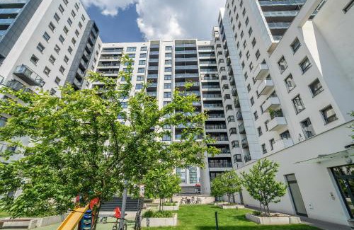 Grunwald Apartamento | Apartament City View West Bułgarska by Noclegi Renters