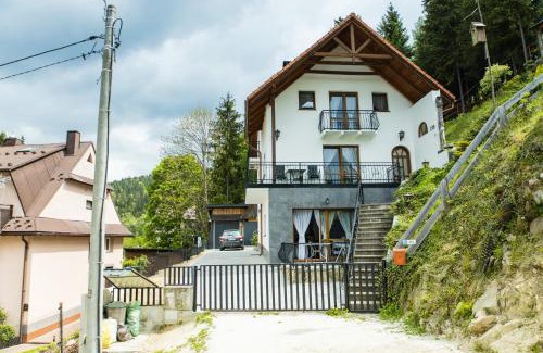 Czorsztyn Apartamento | Apartament na Skalistej Dolinie