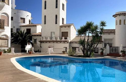 Sitges Apartamento | APART VISTA AL MAR CLIMATIZADO WIFI PISCINA PARKING