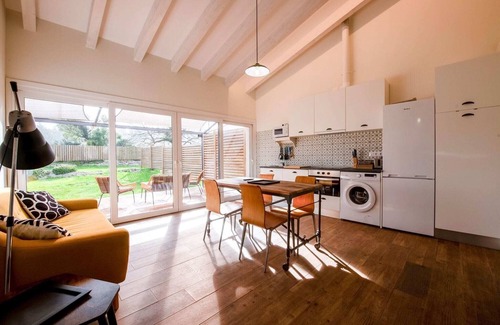 Tonanes Apartamento | Apartamento B con jardín privado