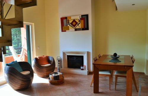 Charneca de Caparica e Sobreda Apartamento | Apartamento Golf Resort