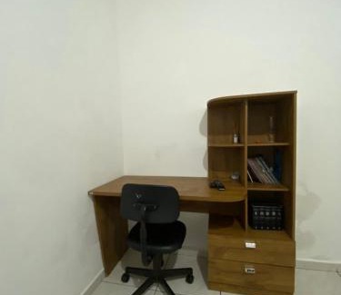 Veneza Apartamento | Apartamento inteiro 02 quartos, no térreo - hospeda confortavelmente até 6 pessoas - Ipatinga -MG