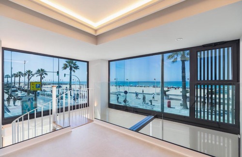 Cádiz Apartamento | Apartamentos Playa Victoria - by Grupo Tribu