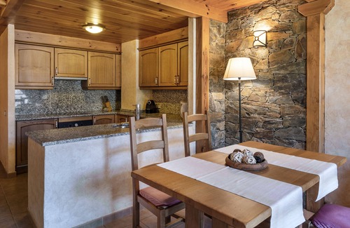 Bordes d'Envalira Apartamento | Apartaments Turístics Els Llacs