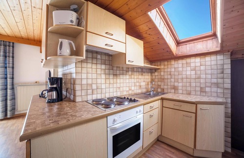 San Leonardo in Passiria Apartamento | Apartamento "Residencia Pichler 5" con vistas a la montaña, balcón y Wi-Fi