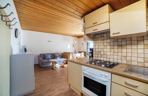 San Leonardo in Passiria Apartamento | Apartamento "Residencia Pichler 5" con vistas a la montaña, balcón y Wi-Fi