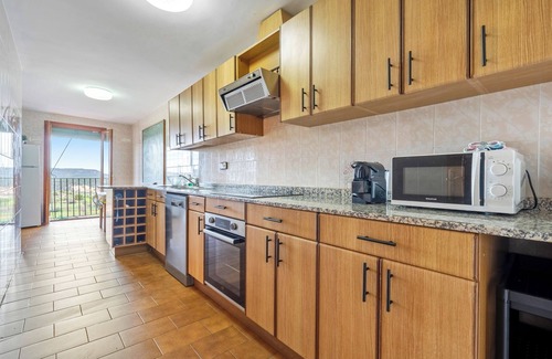 Peñarroya de Tastavins Apartamento | Apartamento 'Casa El Ferrer' con vistas a la montaña, terraza privada y Wi-Fi