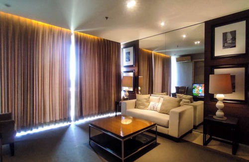 Gubeng Apartamento | Apartment 3Br With River View In City Center At Sumatra36 Surabaya