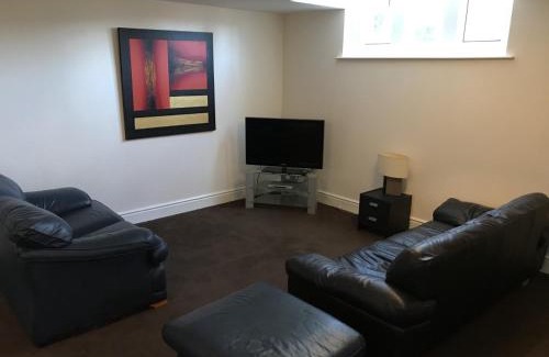 Worksop Apartamento | Apartment 4, Welbeck House, Old Green Close, Whitwell, S80 4GL