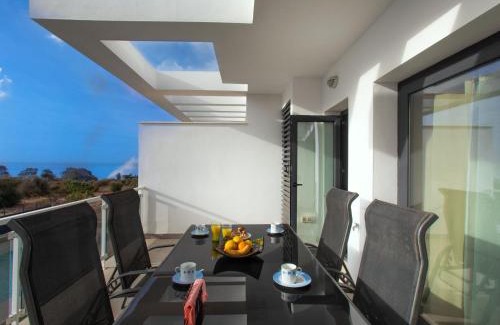 Torre de Benagalbon Apartamento | Apartment Altamar white by Interhome
