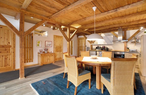 Hemme Apartamento | Apartamento 'Alter Kornspeicher In Hemme' con terraza compartida, jardín compartido y Wi-Fi