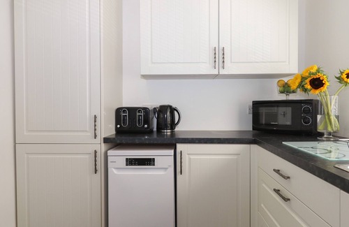 Babbacombe Cabaña | APARTMENT AT MORNINGSIDE HOTEL, family friendly in Torquay