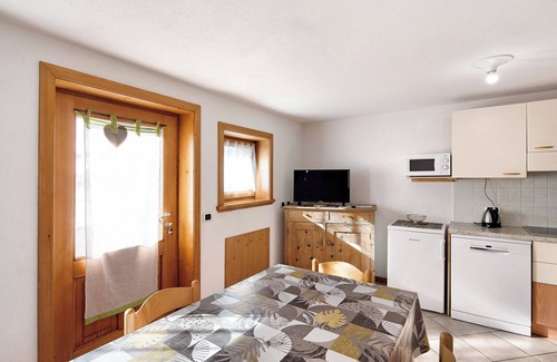 Trepalle Apartamento | Apartamento "Bait del Pont 50" con vistas a la montaña, Wi-Fi y jardín