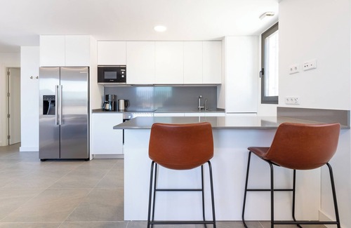 Torre del Mar Apartamento | Apartamento 'Beachfront 034' con vistas al mar, Wi-Fi y aire acondicionado