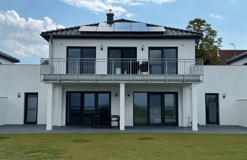 Wolpinghausen Apartamento | Apartamento 'Berg' con vistas al lago, terraza privada y Wi-Fi