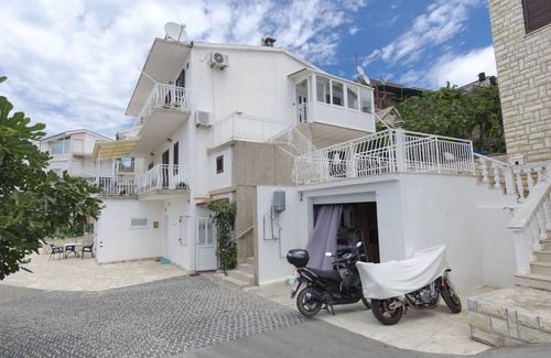 Primosten Apartamento | Apartment Bore