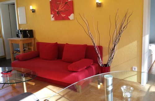 Joachimsthal Apartamento | Apartment 'Bungalow Rot M1 Schlafzimmer' with Private Terrace, Shared Garden and Wi-Fi