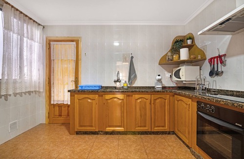 Mogente/Moixent Apartamento | Apartamento 'Cal Guerrer' con vistas a la montaña, terraza privada y balcón