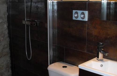 Tubilla del Lago Casa | Apartamento 'Casa Rural 1904' con Wi-Fi