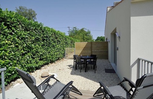 Jonzac Apartamento | APARTAMENTO - ENCANTO Y CONFORT - CON TERRAZA EN RESIDENCIA EN TRANQUILO JONZAC