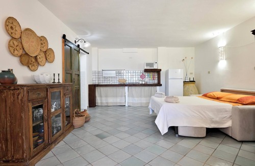 Torre di Bari Apartamento | Apartamento Colori della Sardegna en Villa Belvedere cerca de la playa