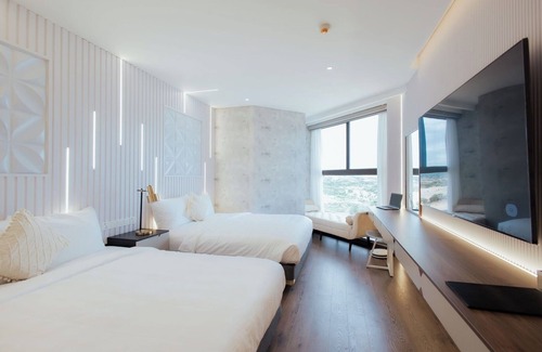 Suoi Nuoc Beach Hotel | Wyndham Mandala Mui Ne