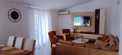 Skaljari Apartamento | Apartment Dora