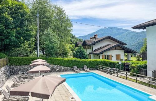 Mezzolago Apartamento | Apartment Dromaè-2 by Interhome