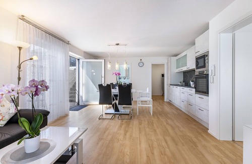 Dusslingen Apartamento | Apartamento "Mrtc Dußlingen" con terraza privada y Wi-Fi