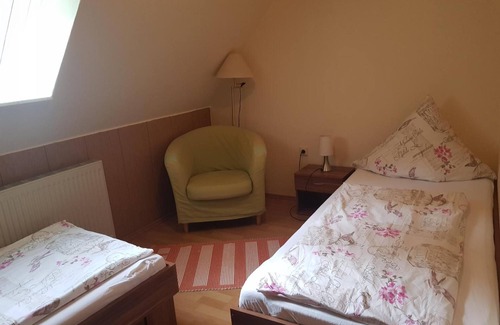 Annenwalde Apartamento | Apartamento 'Für Monteure' con Wi-Fi