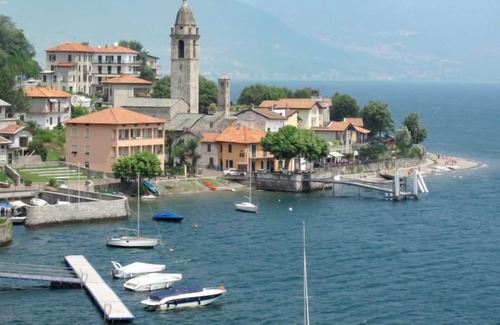 Vignola Apartamento | Apartamento Guattini en Cremia - 6 personas, 3 dormitorios