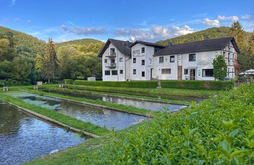 Macken Casa | Apartment - Hotel Restaurant Forellenzucht