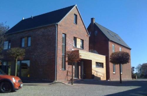 Niebuell Apartamento | Apartment Im Hotel Insel Pension In Niebüll