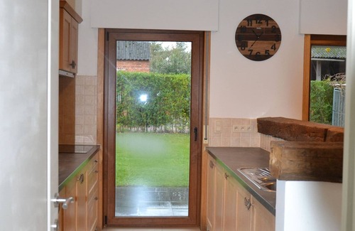 Belsele Villa | Apartamento en Amberes cerca del Museo Verbeke