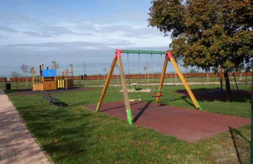 Balatonfoldvar Apartamento | Apartment in Balatonföldvar 45316