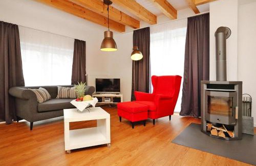 Lissendorf Apartamento | Apartment in Eifel with Terrace and Nature