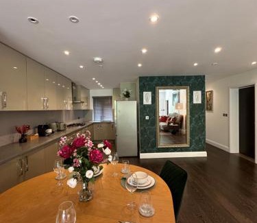 Guildford Apartamento | Apartment in Guildford with Parking