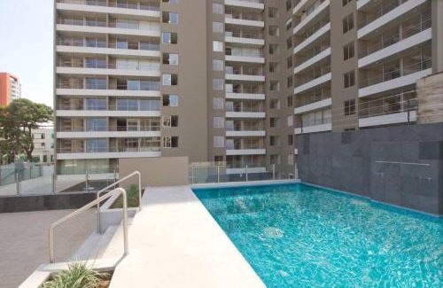 Lince Apartamento | Apartment in LINCE, Panoramic View , near to MIRAFLORES & REBAGLIATI HOSPITAL! Pool, gym, children's room and private park,