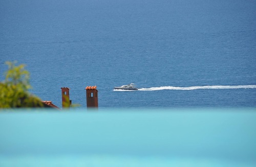 Ospedaletti Apartamento | Apartment in semi-detached house, quiet location, sea view