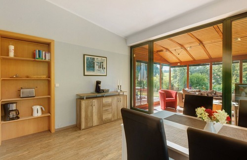 Mammelzen Apartamento | Apartment 'In the Green' with Private Terrace and Wi-Fi