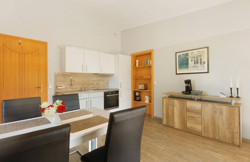 Mammelzen Apartamento | Apartment 'In the Green' with Private Terrace and Wi-Fi