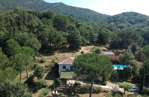 Collobrieres Cabaña | Corazón del bosque en la casa a 20 km de la Costa Azul!
