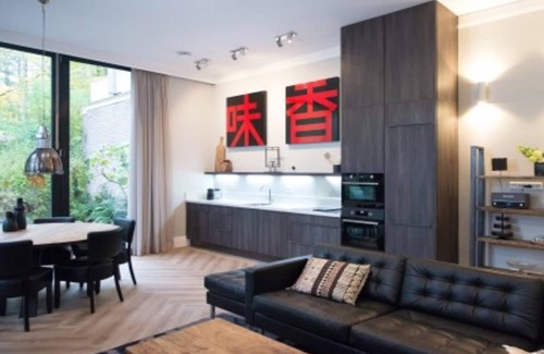 Vissershaven Apartamento | Apartamento moderno, cerca de la playa y del mar.