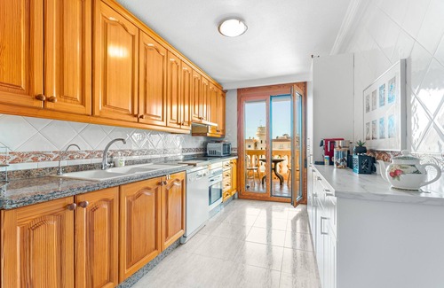 Guardamar del Segura Apartamento | Apartamento 'Ático, Vista al Mar Guardamar' con Vista al Mar, Wifi y Aire Acondicionado