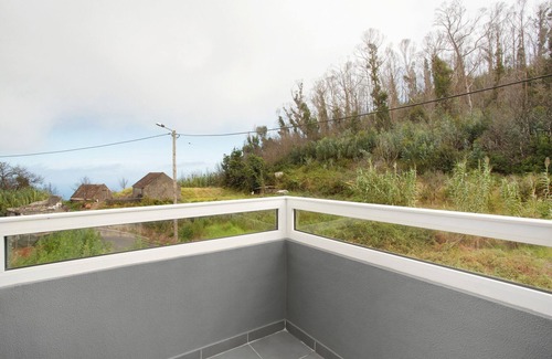 Porto Moniz Apartamento | Apartamento 'Pico Dos Anjos - Soulful Stays' con Vista a la Montaña, Terraza Privada y Wi-Fi