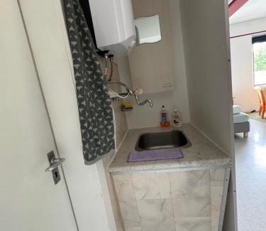 Gwatt Apartamento | Apartment Pottery - Park view