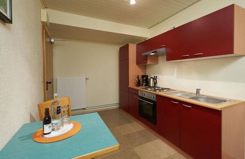 Kirchberg Casa | Apartamento, ducha, aseo, sala de estar / dormitorio - Landhotel Karrenberg