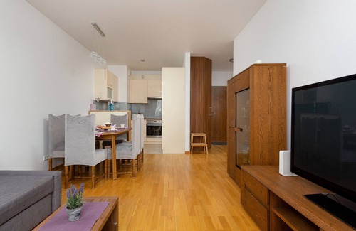 Ursus Apartamento | Apartment Skoroszewska Warsaw by Renters