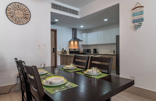 Punta Cana Village Apartamento | Apartment steps from the beach and overlooking the pool